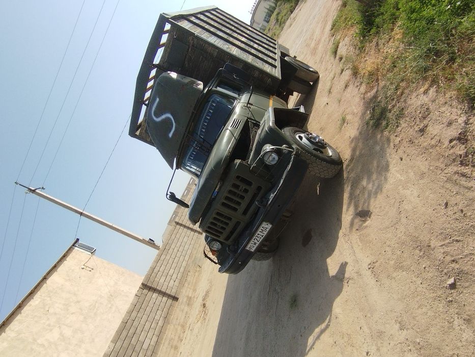 Zil sotiladi 9000$ ming