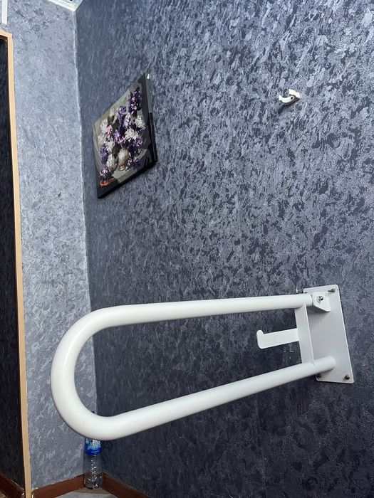 Продаются поручни