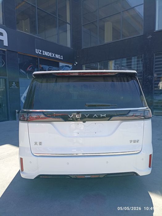 Voyah Dreamer miniveni premium