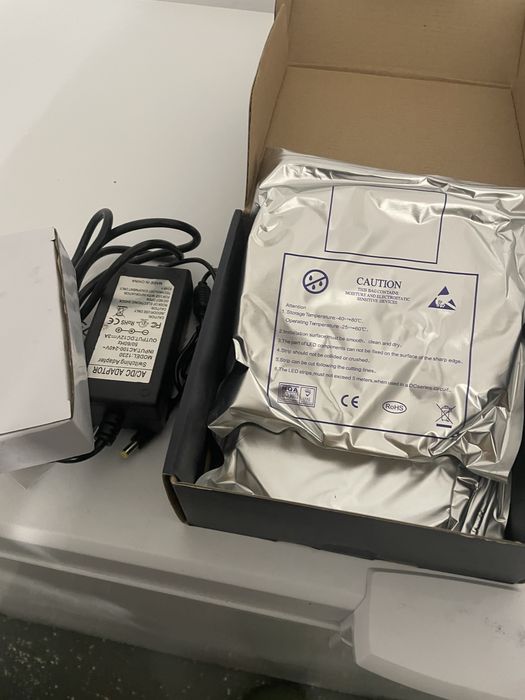 Banda led rgb cu telecomanda /aplicatie telefon 15m