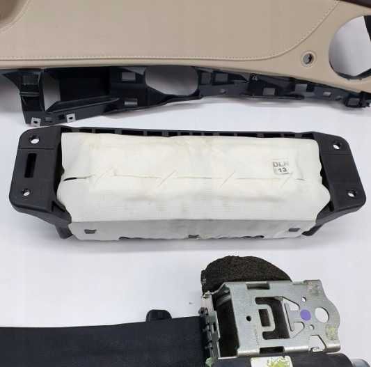 Mercedes Benz S w222 - kit airbag / plansa de bord - mai multe culori