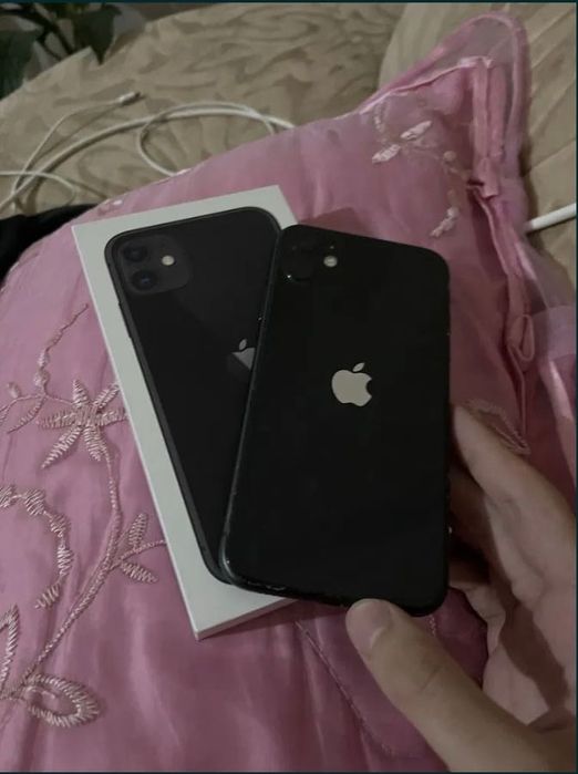 Айфон 11 . 128 гб черный