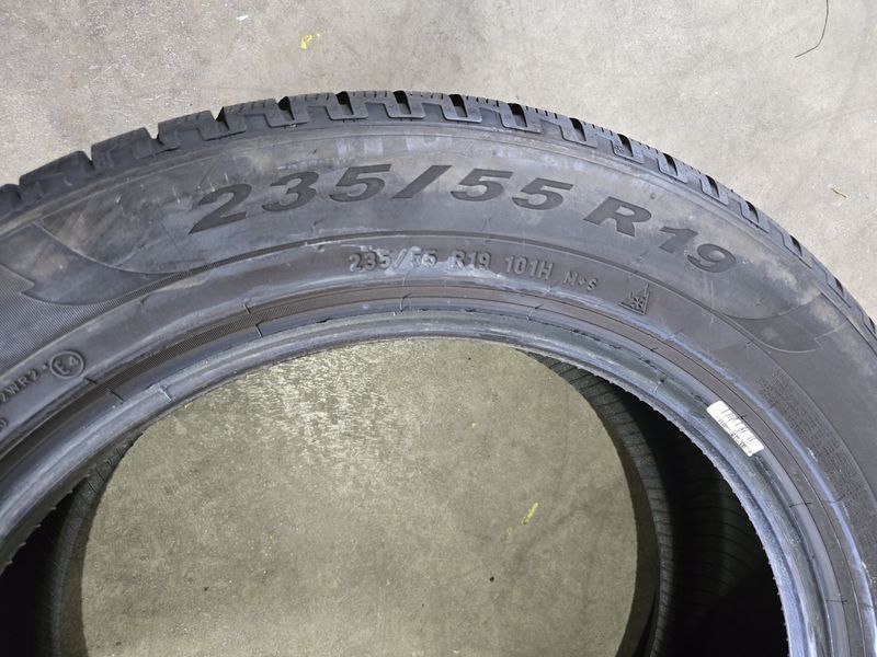 255/50/19//235/55/19 PIRELLI