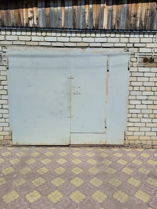 Продам ворота на гараж