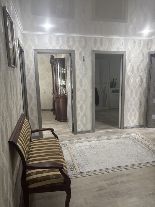 Продам квартиру 4 комнат