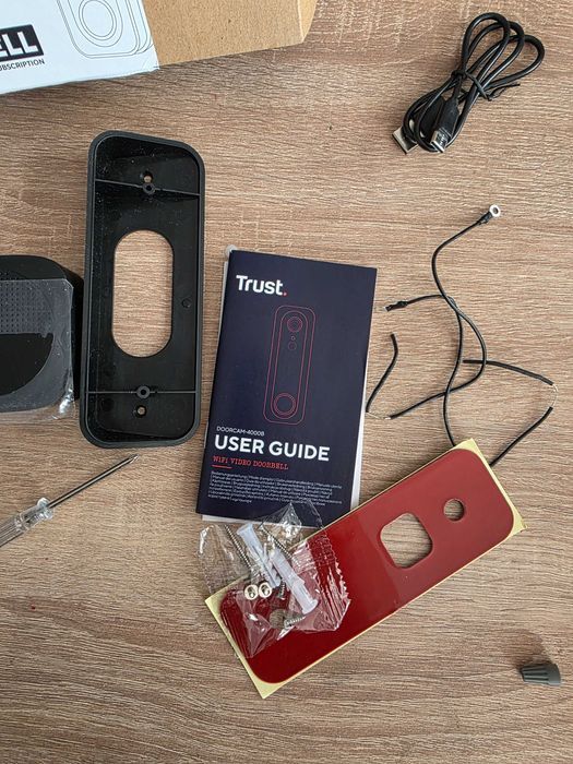 Sonerie Video Inteligenta Trust cu Camera 2K HD, Wi-Fi, Negru
