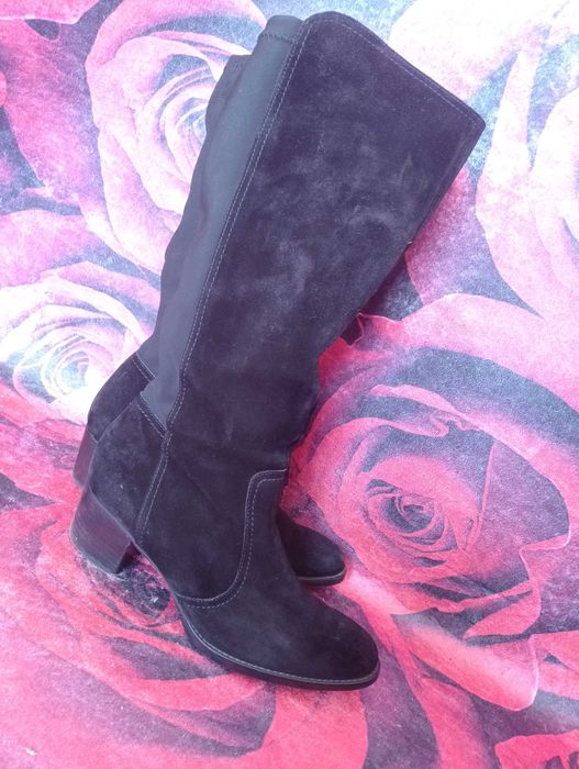 Черни Велурени ботуши на нисък ток 41 номер