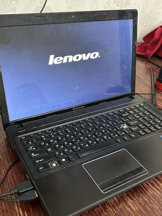 Lenovo ноутбук сатылады