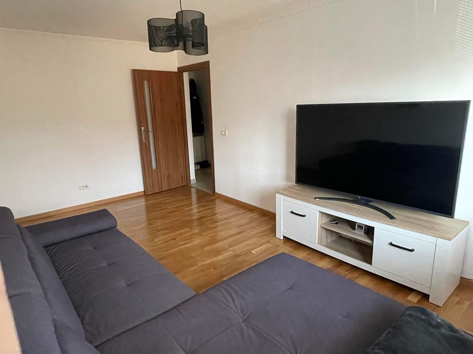 Direct Proprietar: Apartament 3 camere, complet decomandat și renovat – Zona Lipovei