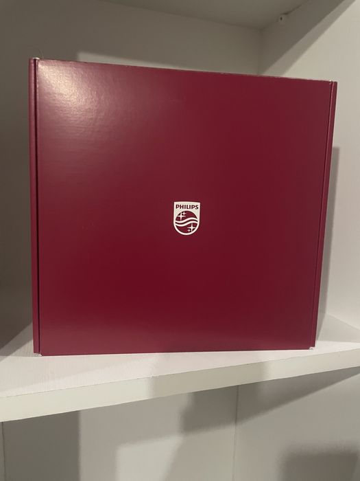 Фотоепилатор Philips Lumea