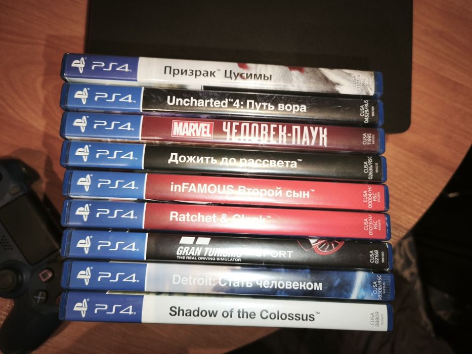 Игры PS4 на дисках 11 шту
