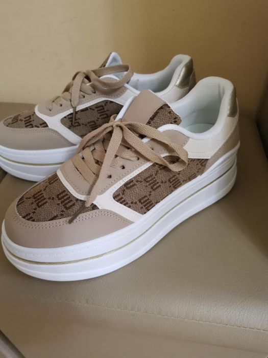 Чисто Нови Дамски обувки на платформа