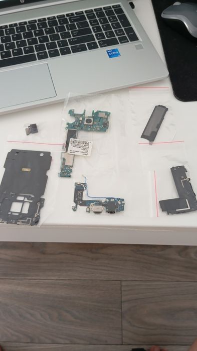 Flori  Telefoane și piese la preturi avantajoase