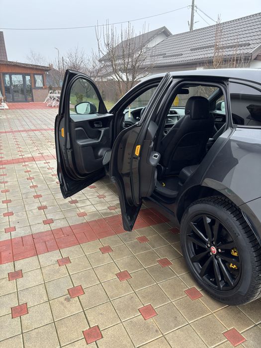 Jaguar F Pace R sport 2017