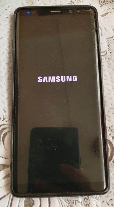 Samsung Galaxy Note 8 в хорошем состоянии