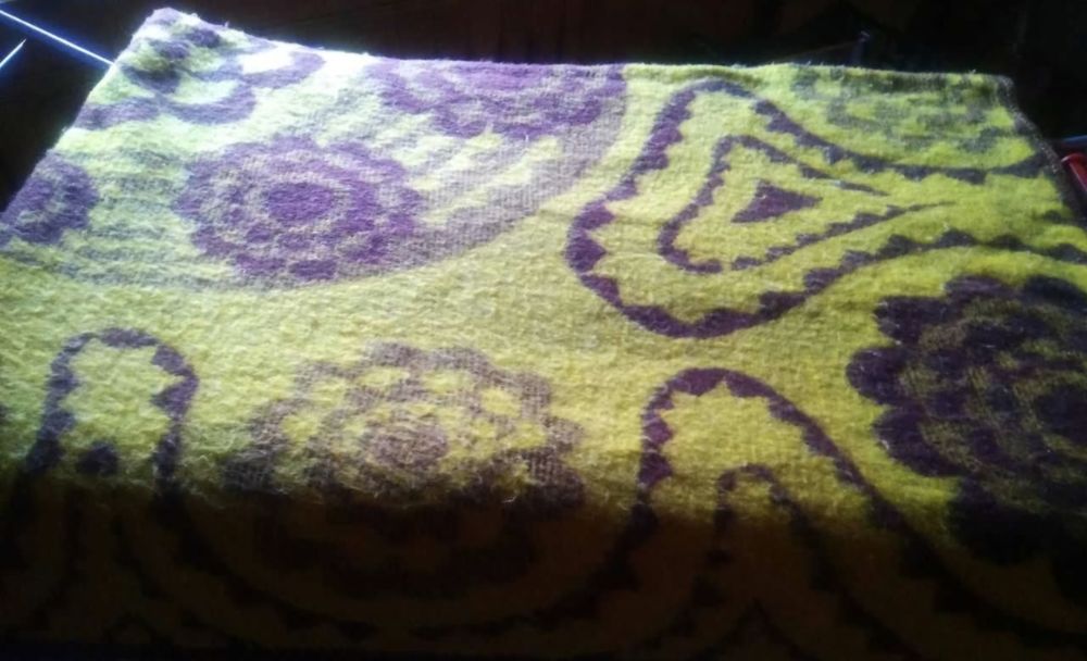 Одеяла шерстяные