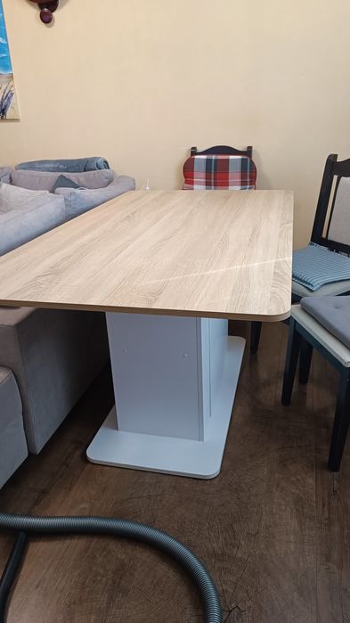 Трапезна маса + 2 стола