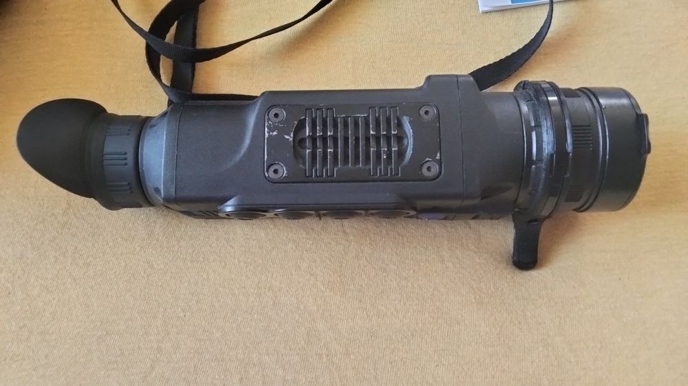 Camera cu termoviziune Pulsar Helion 2 XP 50