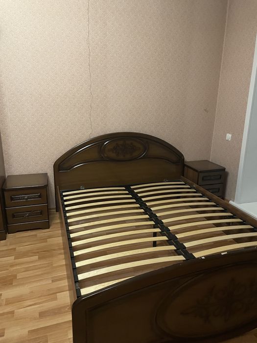 Спальный гарнитур б/у