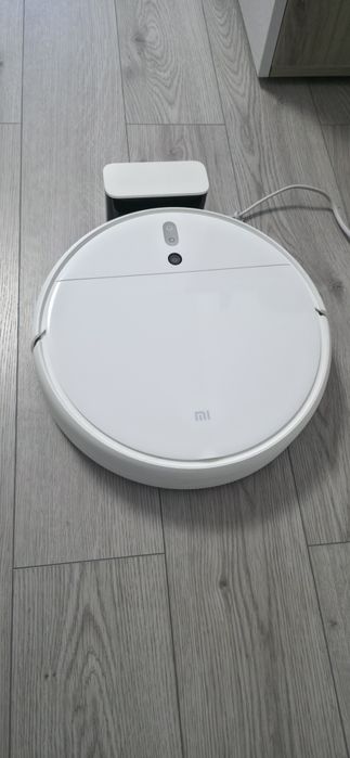 Robot de aspirare Xiaomi Mi Robot Vacuum Mop Cleaner WIFI cu Harta