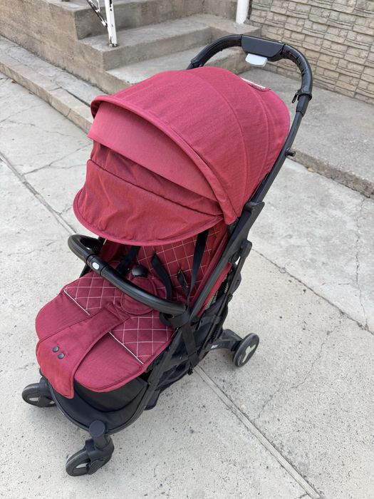 Детская удобная коляска