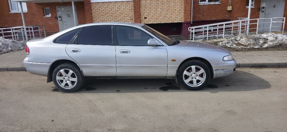 Mazda 626 ge 1.8L