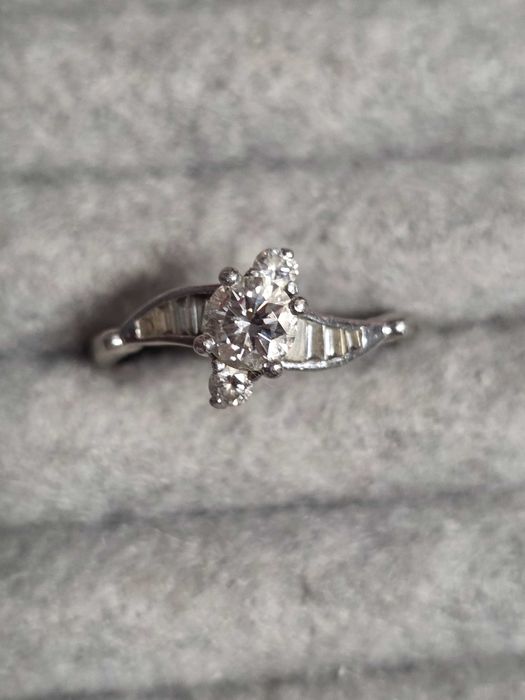 Inel Platina cu diamante naturale