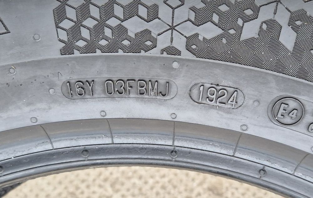 Set 2buc 235/65 R17 108H Continental WinterContact TS870 P M+S iarnă