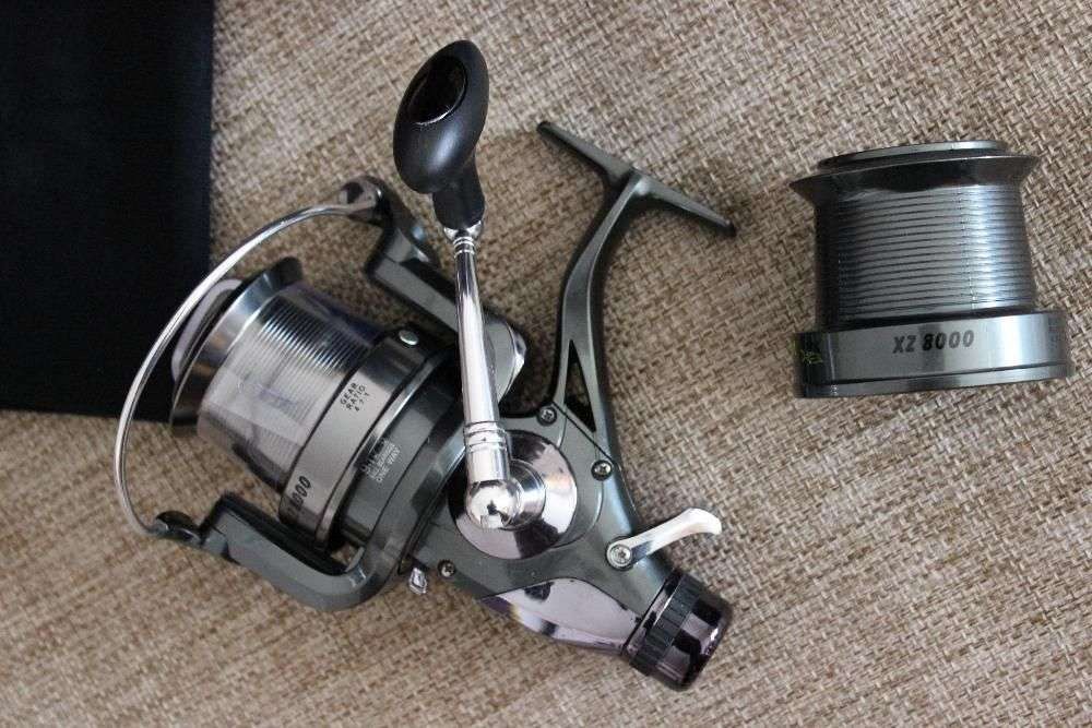 Mulineta Eastshark XZ 8000 XZ8000 10 Rulmenti Baitrunner Long Cast