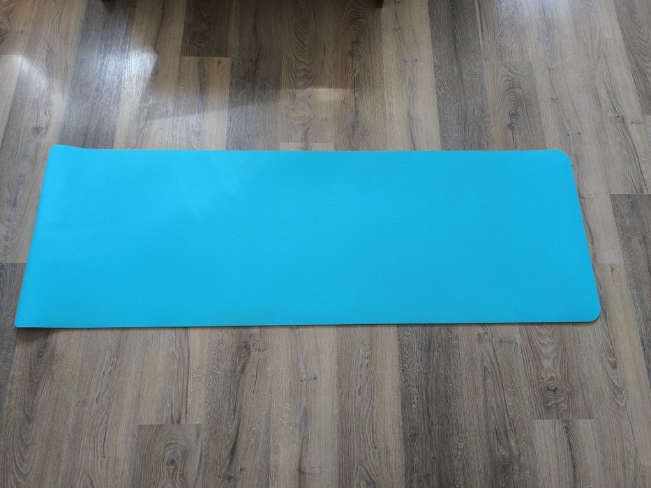 Йога мат постелка/шалте за йога/тренировки НОВИ