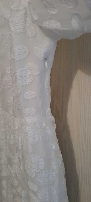 Бяла рокля, N 38,размер М