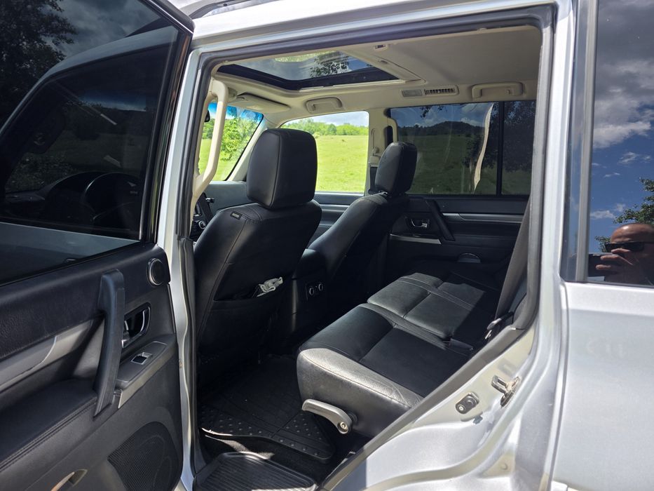 Mitsubishi Pajero 2014