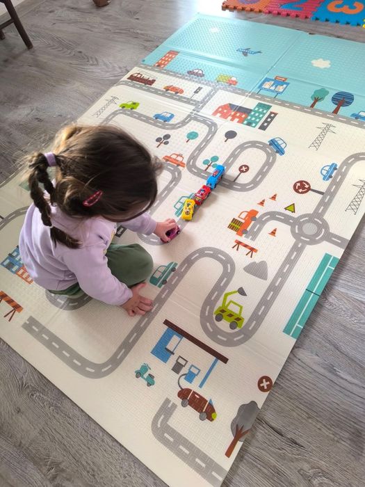 Двулицев детски килим за игра и пълзене, 200х180см, Сгъваем