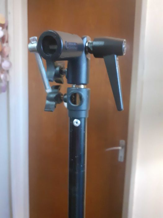 Trepied Elinchrom tripod air Click 105-244cm+adaptor Manfrotto MF 026