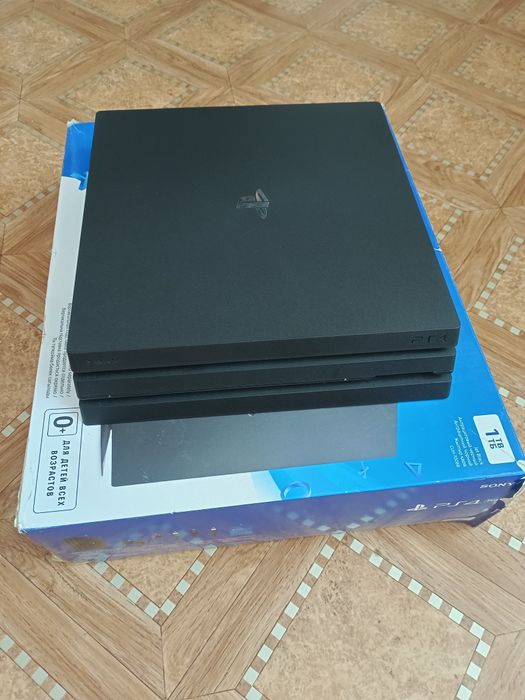 Playstation 4 pro 1tb