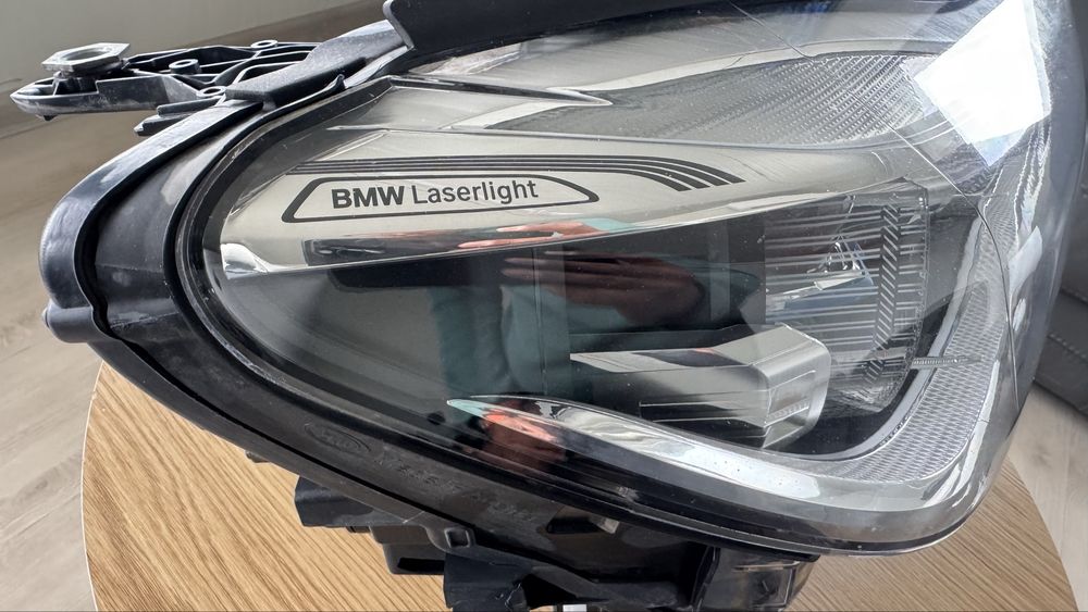 BMW G11 G12 десен фар Laserlight