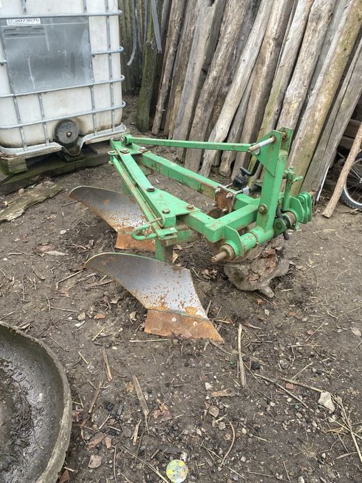 Plug de vanzare pentru tractor