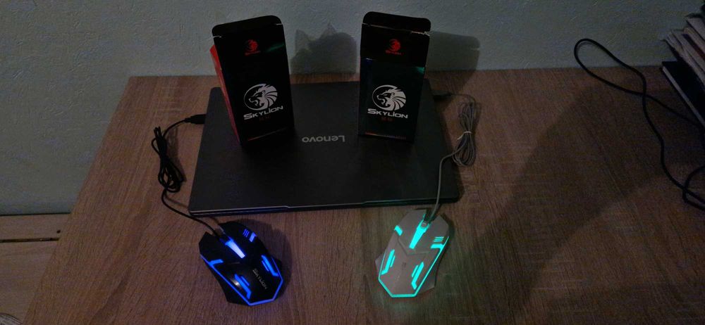 Mouse cu 3 taste cu fir Iluminare colorată pentru jocuri