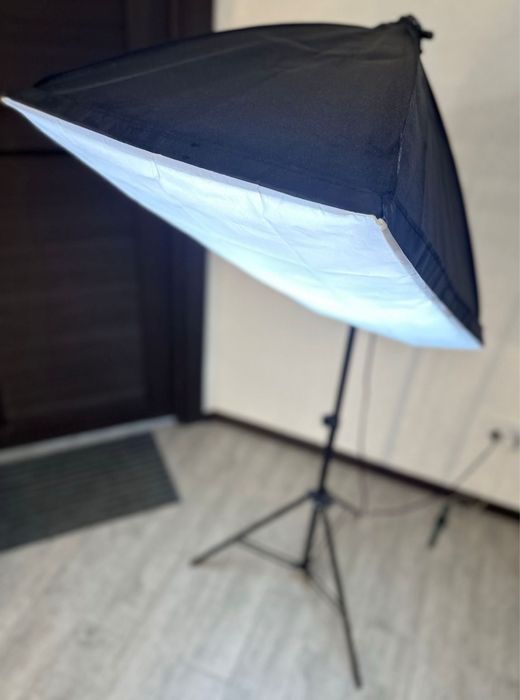 Продам лампу в использовании 3 месяца