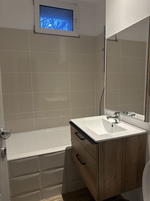Apartament 2 camere renovat si mobilat | Metrou Grivita | Etaj 4/8 | Calea Grivitei 224