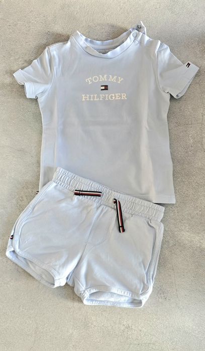 Compleu Tommy Hilfiger original băiețel