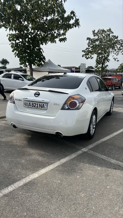 Nissan altima toza