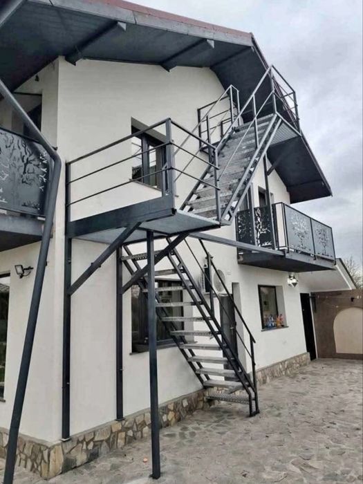 Scari zincate metalice