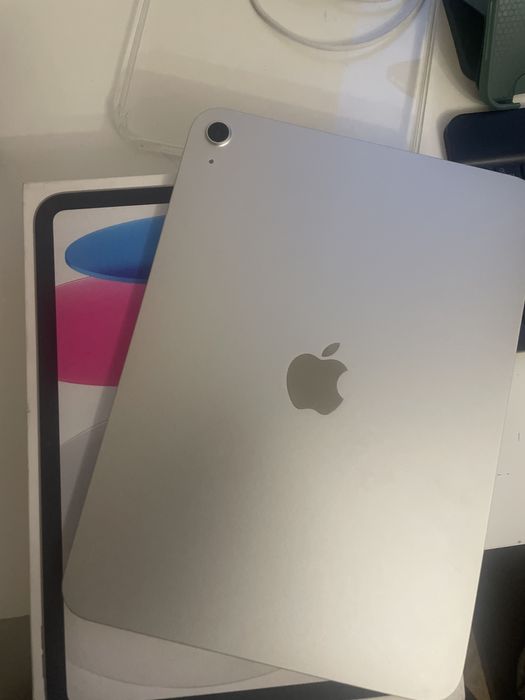 Ipad A16 128гб 100% Акб серебристый