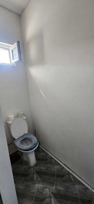 SROCHNA Yer narxida 4.5 sotix 5 xona xovli Sotiladi Katta qanida !