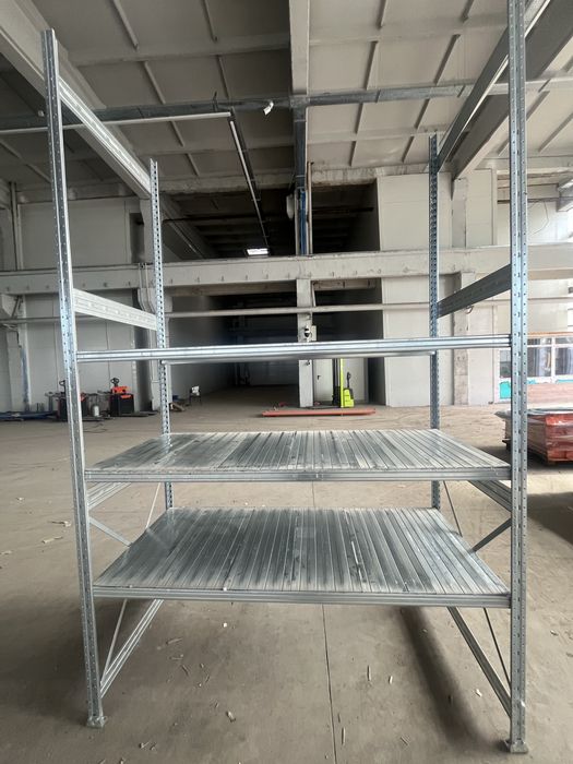 Rafturi de arhiva noi si sh