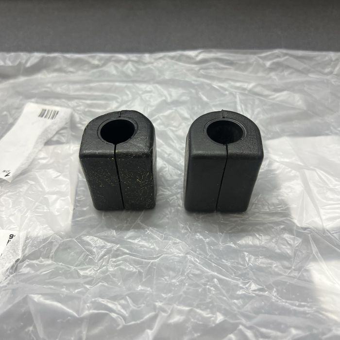 Втулки стабилизатора bmw e34 бмв е34