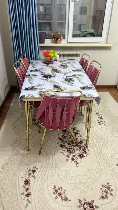 Столлл.          .