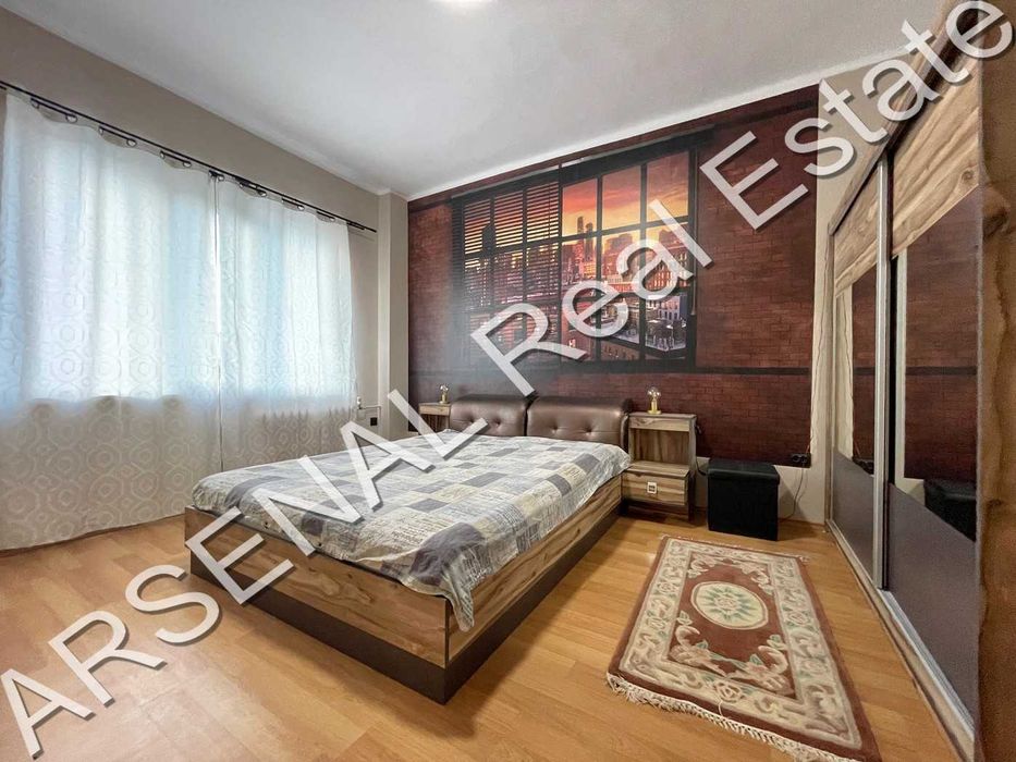 Дава се под наем Многостаен апартамент в София, Център - 135 кв.м за 1100 € - Снимка #5