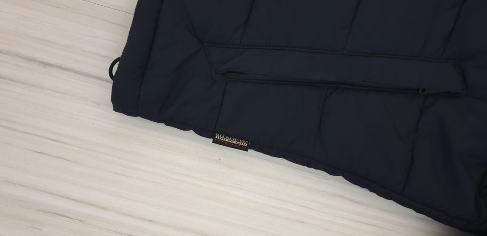 Napapijri  Mens Jacket Size 50/L  ОРИГИНАЛ! Мъжко Зимно Яке!